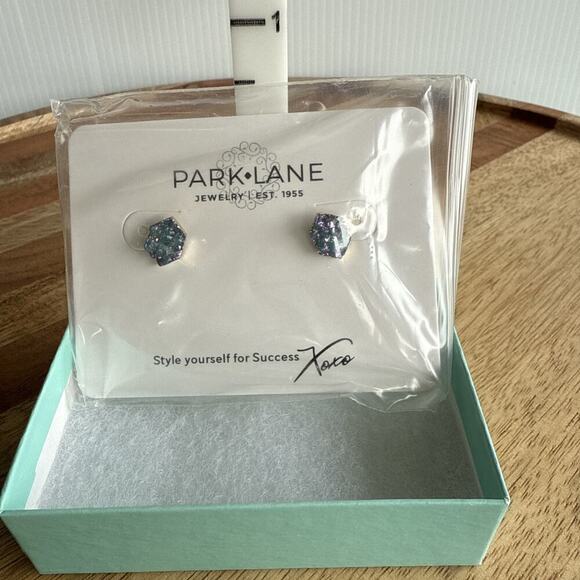 Park Lane "HAILEE" Pierced Earrings‎ GOLD w/ Blue Druzy Stones Studs New - Picture 6 of 9